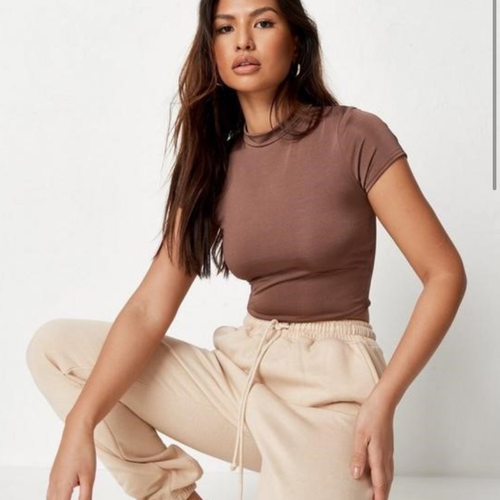 Chocolate slinky top